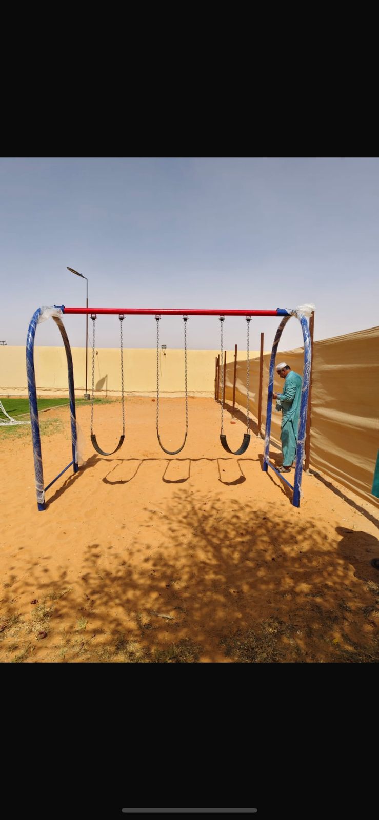 TRIPLE SITTING SWING TOY